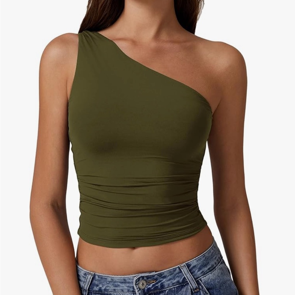 NWT one shoulder green top Worn